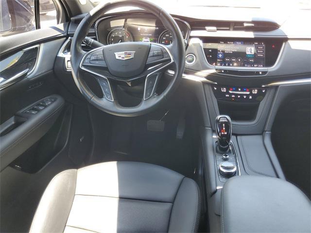 used 2023 Cadillac XT5 car, priced at $34,192