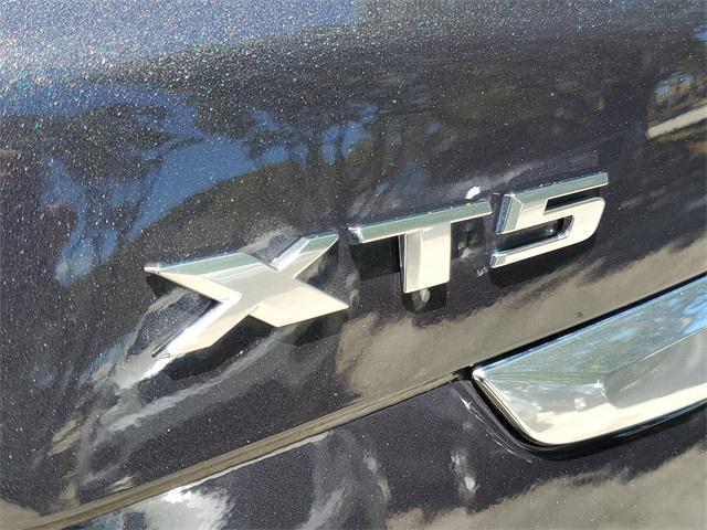 used 2023 Cadillac XT5 car, priced at $34,192