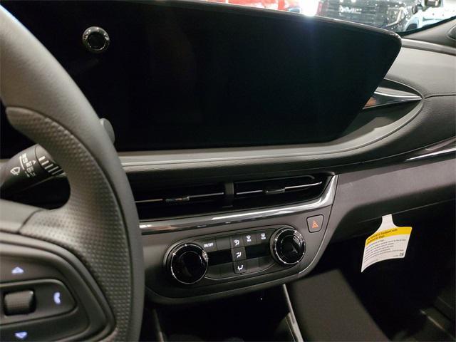 new 2025 Buick Envista car, priced at $24,814