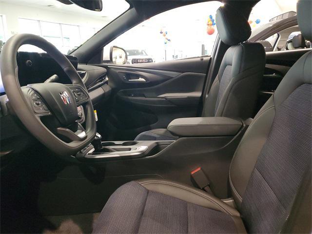 new 2025 Buick Envista car, priced at $24,814