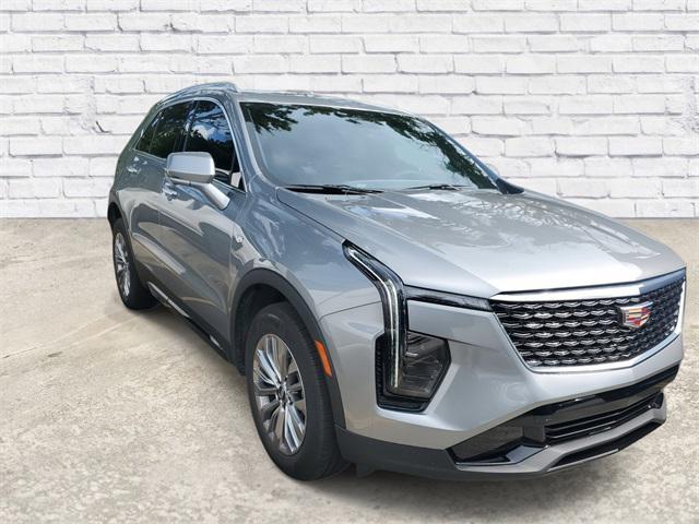 new 2025 Cadillac XT4 car, priced at $41,990