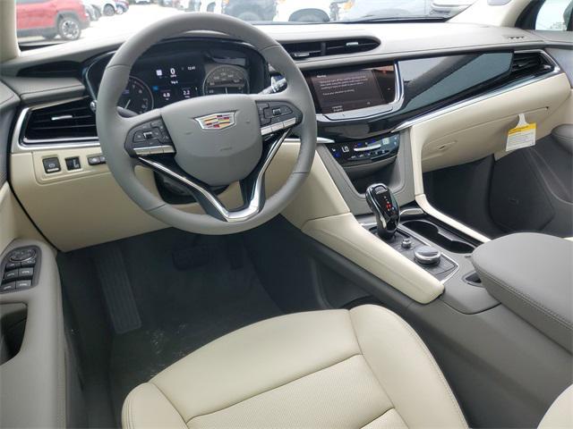new 2025 Cadillac XT6 car, priced at $58,290