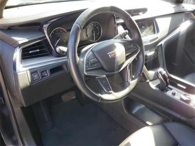 used 2021 Cadillac XT5 car, priced at $22,131