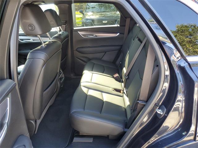 used 2021 Cadillac XT5 car, priced at $22,131