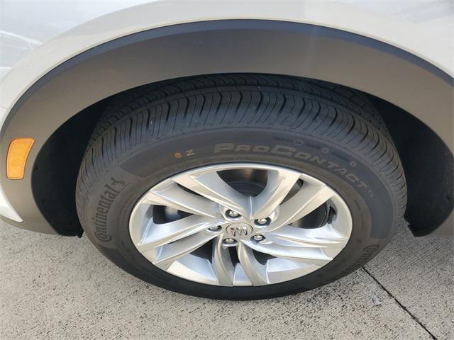 new 2025 Buick Envista car, priced at $25,195