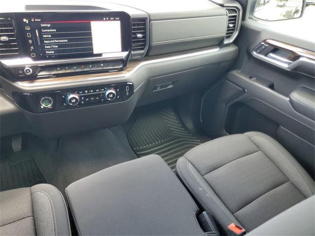 used 2024 GMC Sierra 1500 car, priced at $43,325