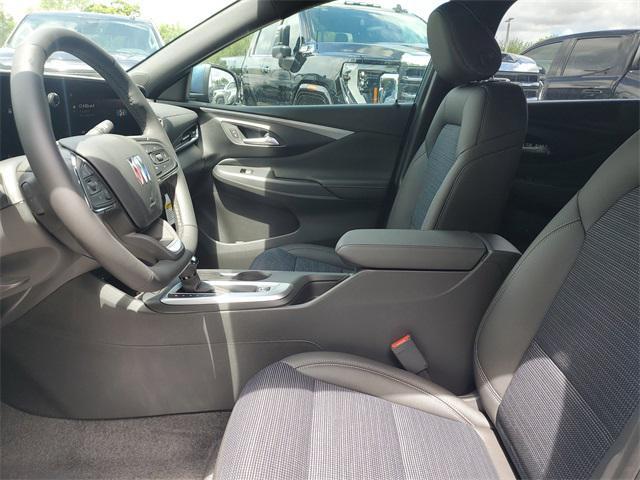 new 2025 Buick Envista car, priced at $27,280