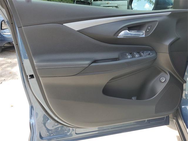 new 2025 Buick Envista car, priced at $27,280