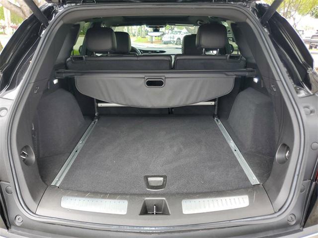 used 2022 Cadillac XT5 car, priced at $27,590