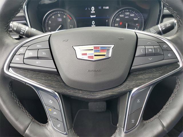 used 2022 Cadillac XT5 car, priced at $27,590