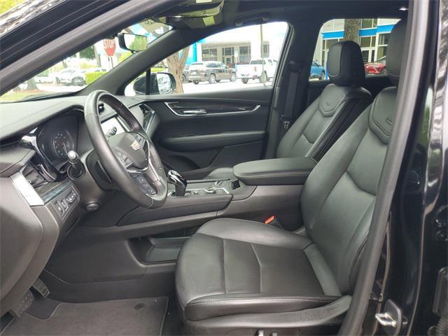 used 2022 Cadillac XT5 car, priced at $27,590