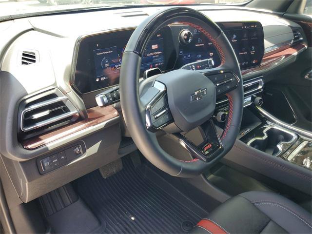 used 2025 Chevrolet Traverse car, priced at $48,953