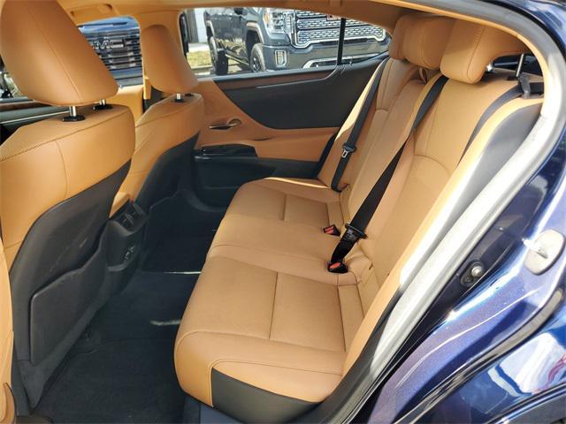 used 2022 Lexus ES 350 car, priced at $32,500