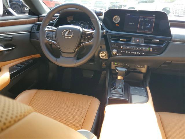 used 2022 Lexus ES 350 car, priced at $32,500