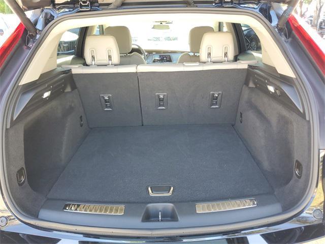 used 2023 Cadillac XT4 car, priced at $24,895