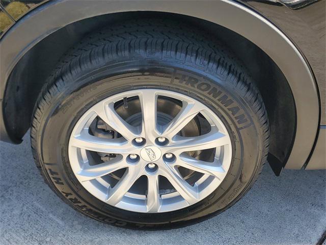 used 2023 Cadillac XT4 car, priced at $24,895