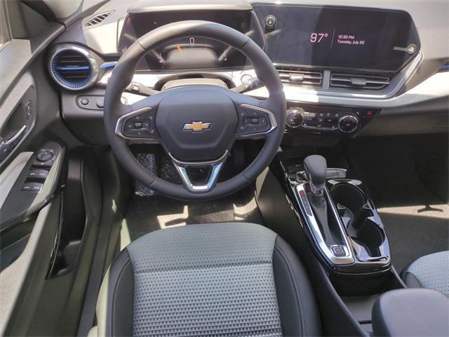 new 2025 Chevrolet Trax car, priced at $24,211