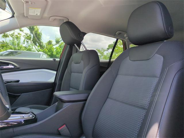 new 2025 Chevrolet Trax car, priced at $24,211