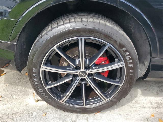 used 2022 Audi SQ7 car, priced at $51,905