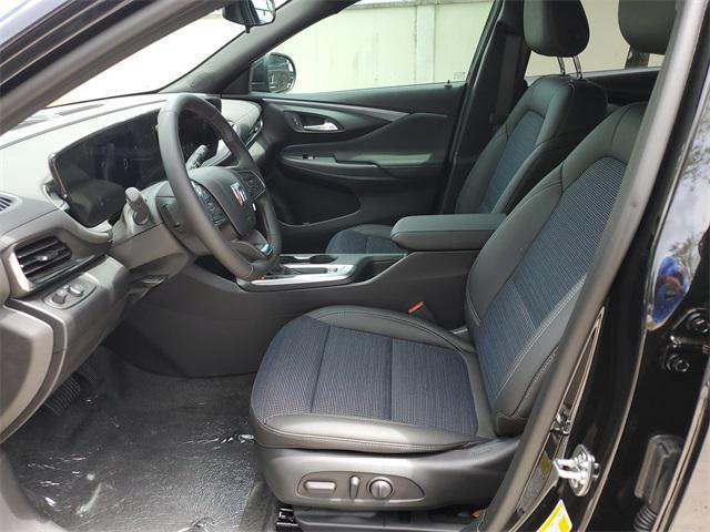 new 2025 Buick Envista car, priced at $26,685