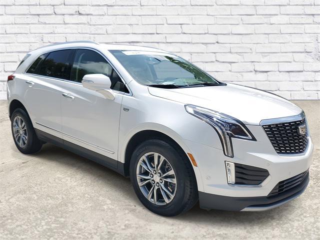 used 2022 Cadillac XT5 car, priced at $30,059