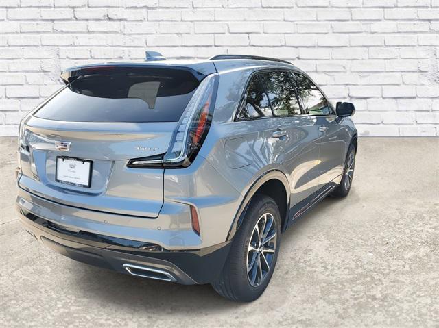 new 2025 Cadillac XT4 car, priced at $43,185