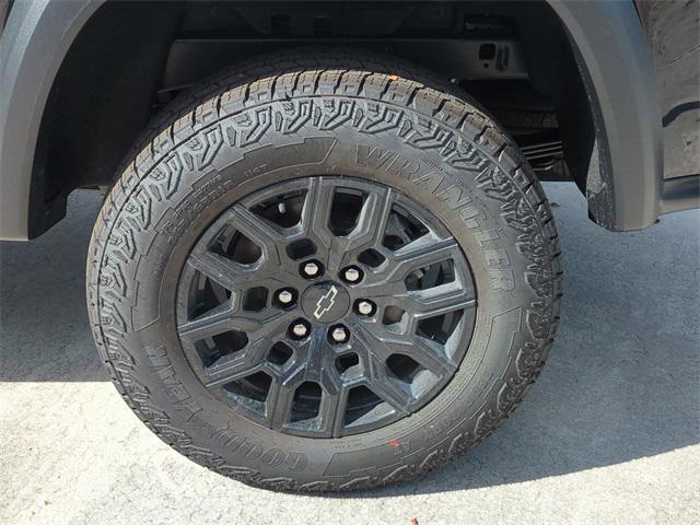 new 2026 Chevrolet Colorado car, priced at $44,420