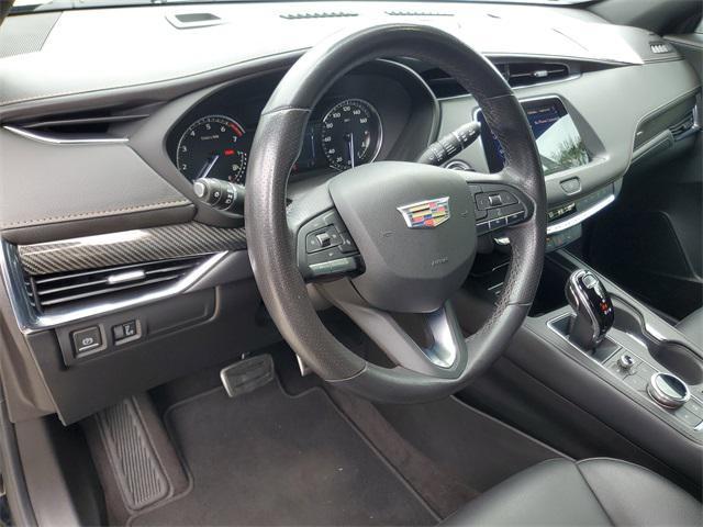 used 2023 Cadillac XT4 car, priced at $27,950
