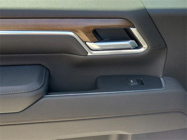 new 2026 Chevrolet Silverado 3500 car, priced at $90,214