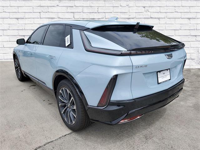 new 2025 Cadillac LYRIQ car, priced at $61,414