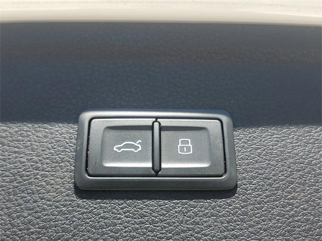 used 2018 Audi Q5 car, priced at $15,500