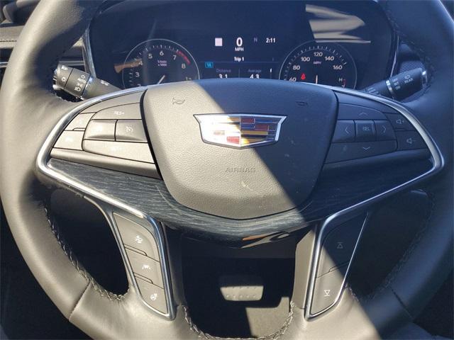 new 2024 Cadillac XT5 car, priced at $55,490