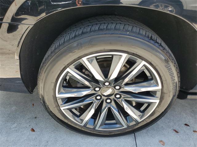 used 2021 Cadillac Escalade ESV car, priced at $65,727