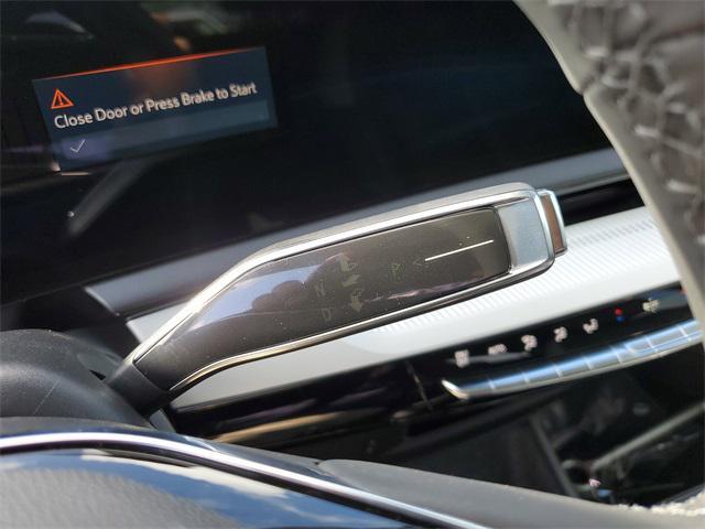 new 2025 Cadillac OPTIQ car, priced at $55,615