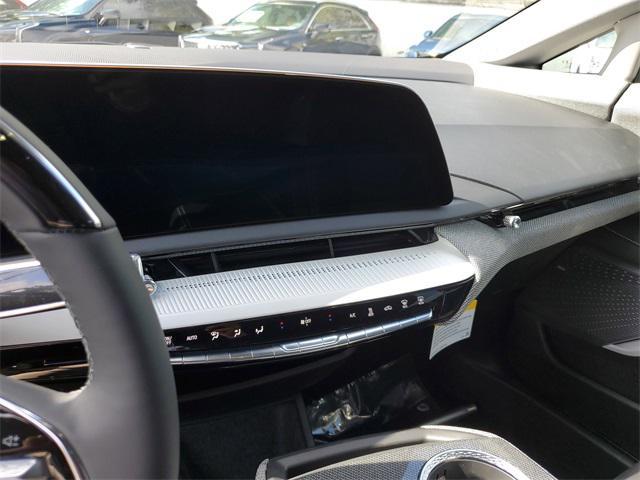 new 2025 Cadillac OPTIQ car, priced at $55,615