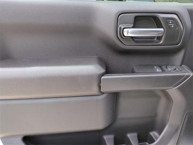 new 2025 Chevrolet Silverado 1500 car, priced at $30,957