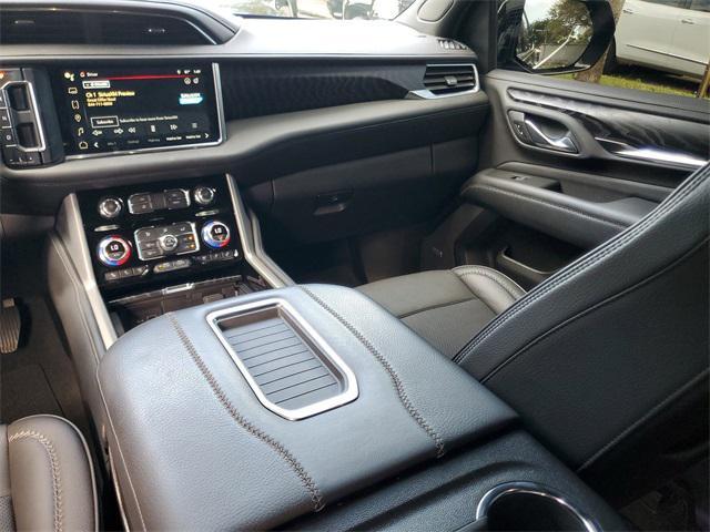 used 2022 GMC Yukon car, priced at $53,916