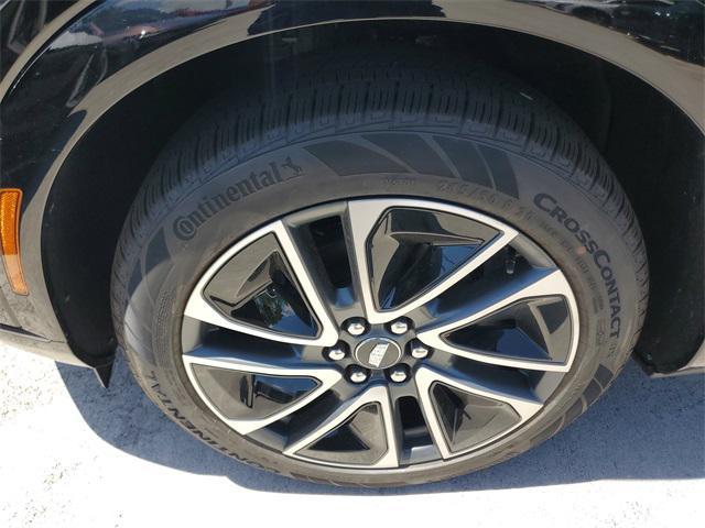 new 2025 Cadillac OPTIQ car, priced at $54,990