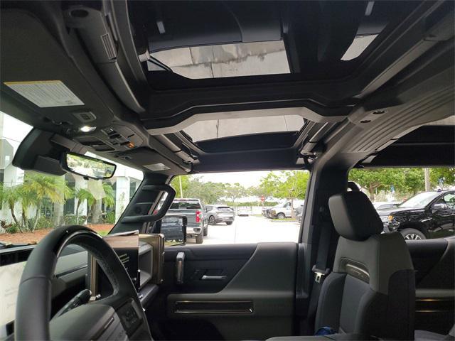 new 2025 GMC HUMMER EV SUV car, priced at $100,587