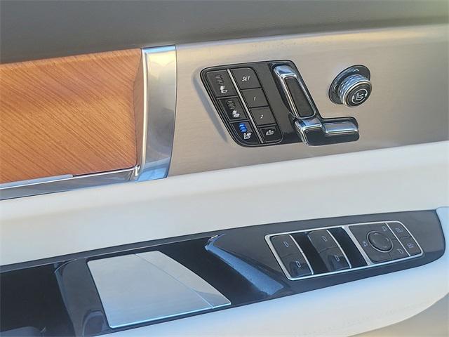 new 2026 Cadillac VISTIQ car, priced at $80,515