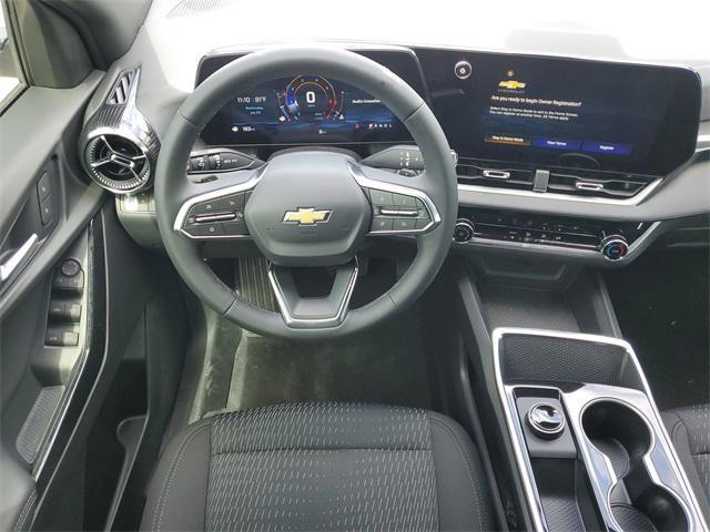 new 2026 Chevrolet Equinox car, priced at $27,929