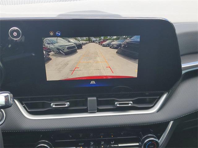 new 2026 Chevrolet Equinox car, priced at $27,929