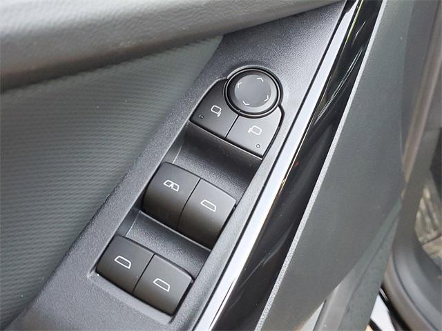 new 2026 Chevrolet Equinox car, priced at $29,228