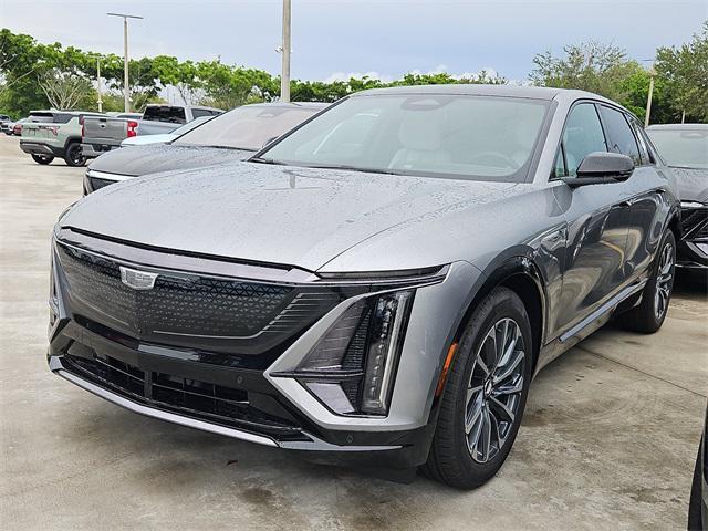 new 2025 Cadillac LYRIQ car, priced at $60,590
