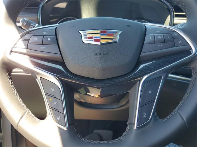 new 2025 Cadillac XT5 car, priced at $56,790