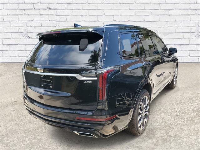 new 2025 Cadillac XT6 car, priced at $60,365