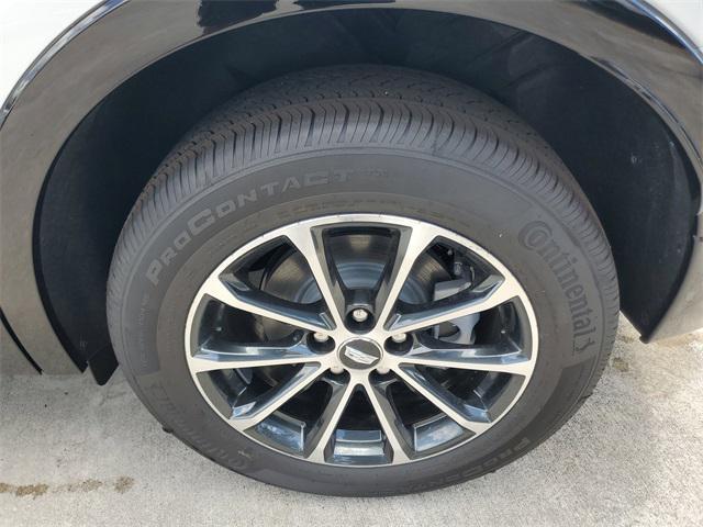new 2025 Cadillac XT4 car, priced at $43,615
