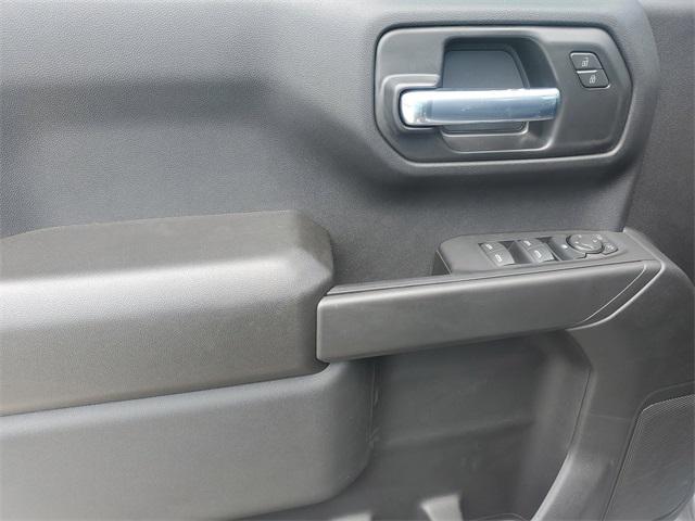 new 2025 Chevrolet Silverado 1500 car, priced at $38,356