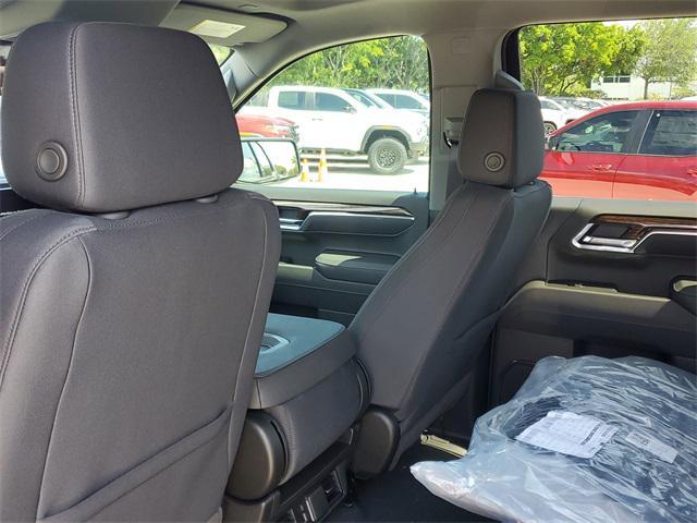 new 2025 GMC Sierra 1500 car, priced at $51,862