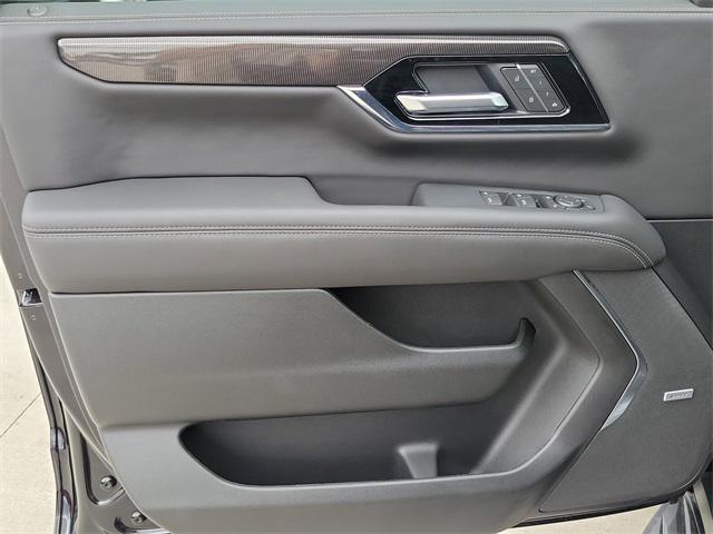 new 2025 GMC Yukon XL car, priced at $74,202